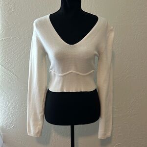 White long sleeve sweater crop top